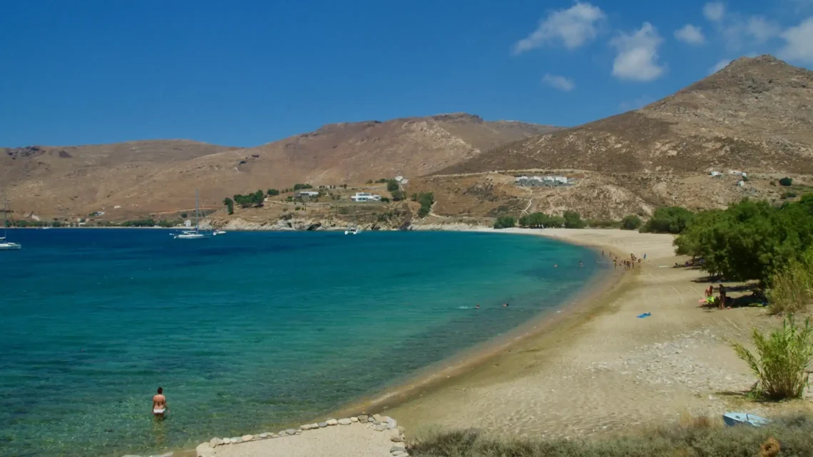 Ganema strand på Serifos