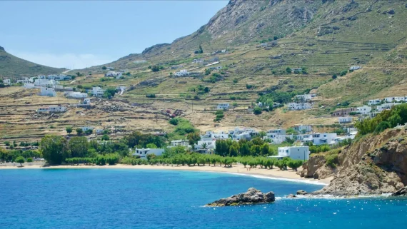 Livadakia strand på Serifos