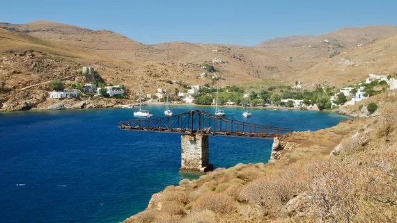 Megalo Livadi på Serifos